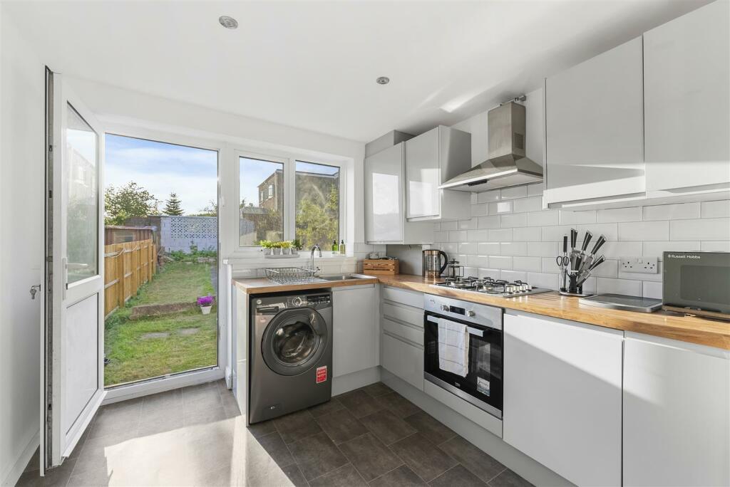 Additional image 3 of Upper Alma Place, Pentre