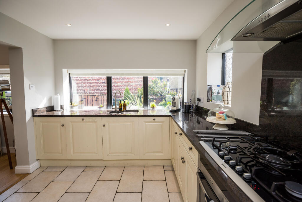 Additional image 10 of Little Heath Road, Chester, CH3