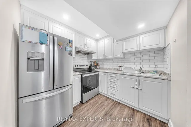 Additional image 39 of 668 Kennedy Circ