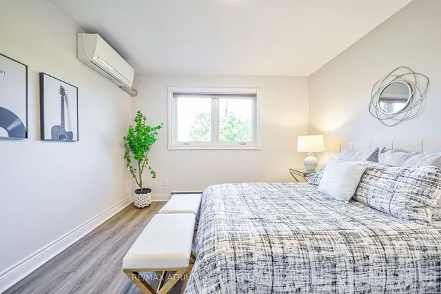 Additional image 18 of 18 Castle Hill Dr