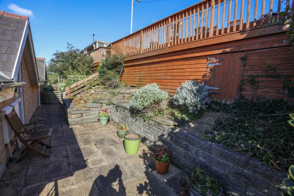 Additional image 19 of White Horses, Craig Yr Eos Road, Ogmore-By-Sea, Vale Of Glamorgan, CF32 0QN