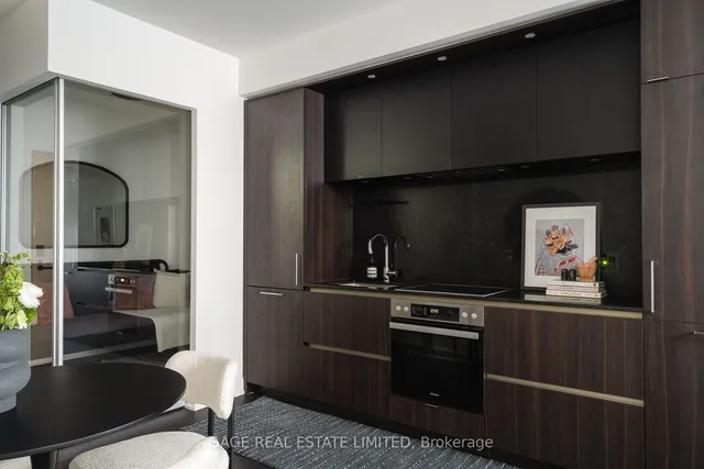 Additional image 16 of 15 Mercer St Unit 503