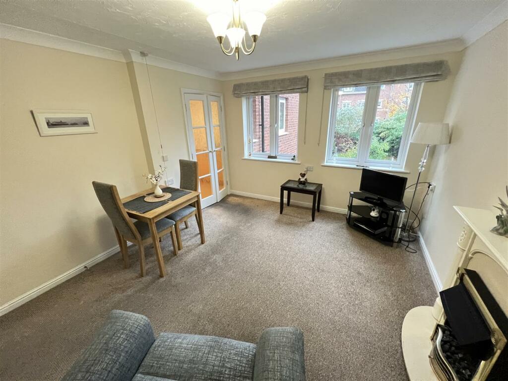 Additional image 11 of Telegraph Road, Heswall, Wirral