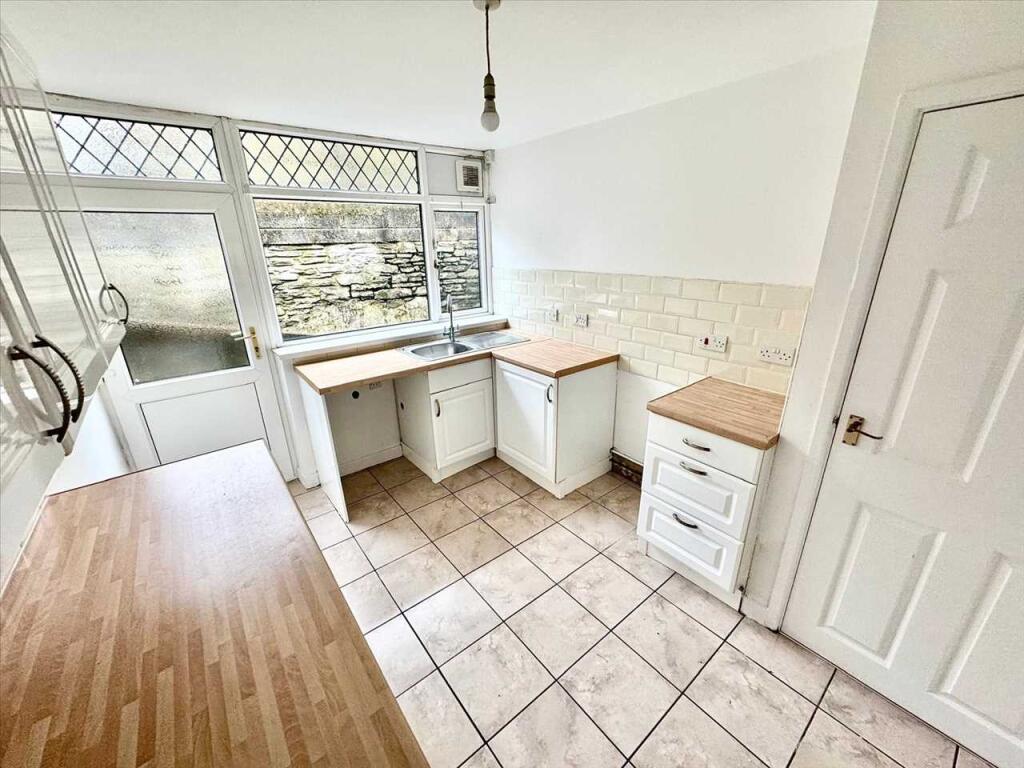 Additional image 5 of John Street, Treorchy