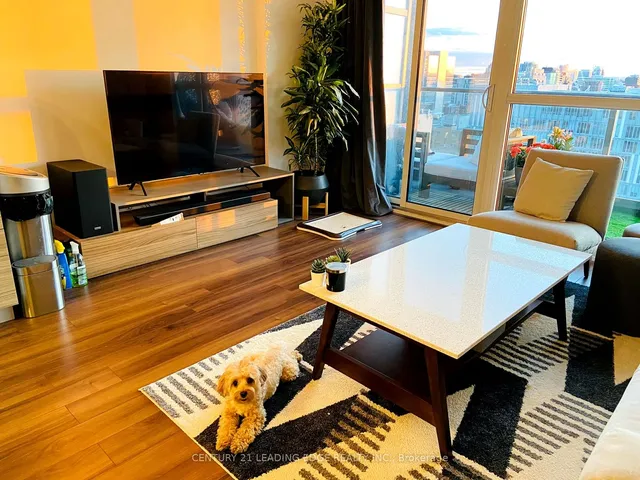 Additional image 9 of 210 Simcoe St Unit 1605