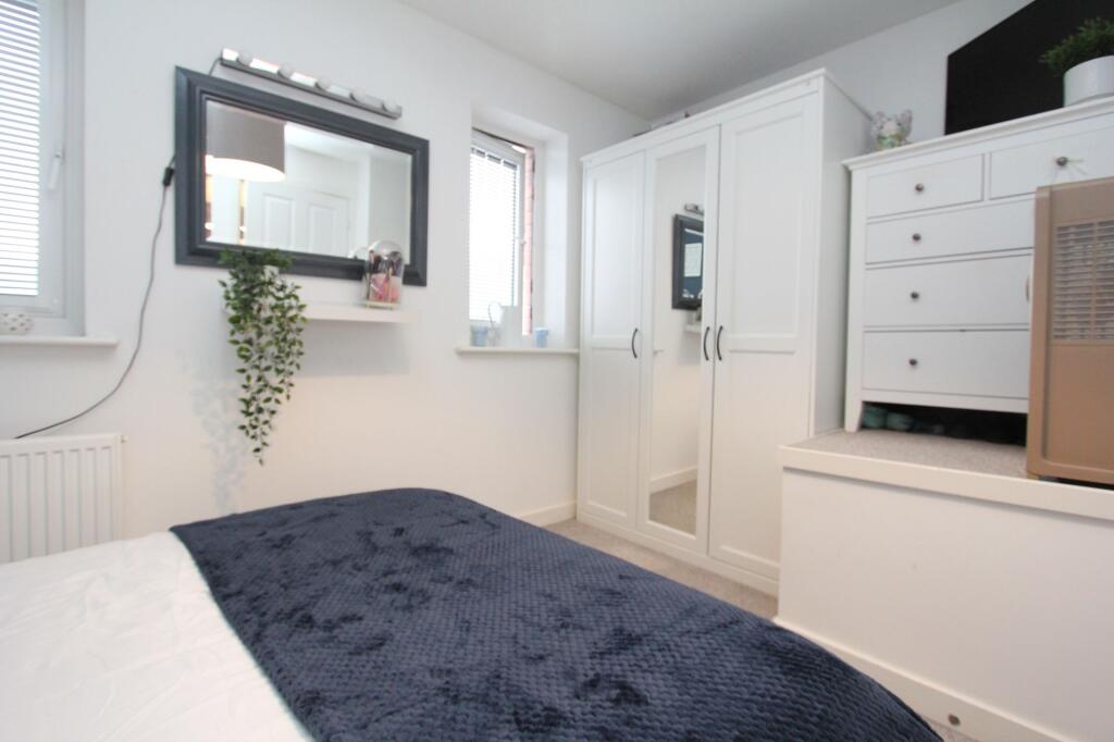 Additional image 9 of Barry, CF62