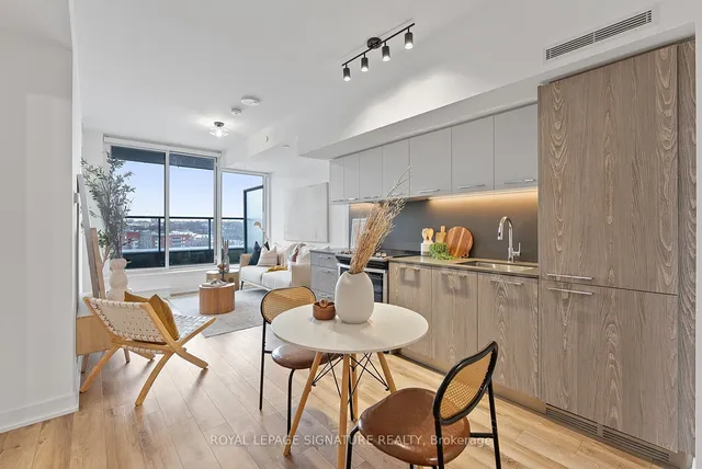 Additional image 8 of 30 Baseball Pl Unit 821