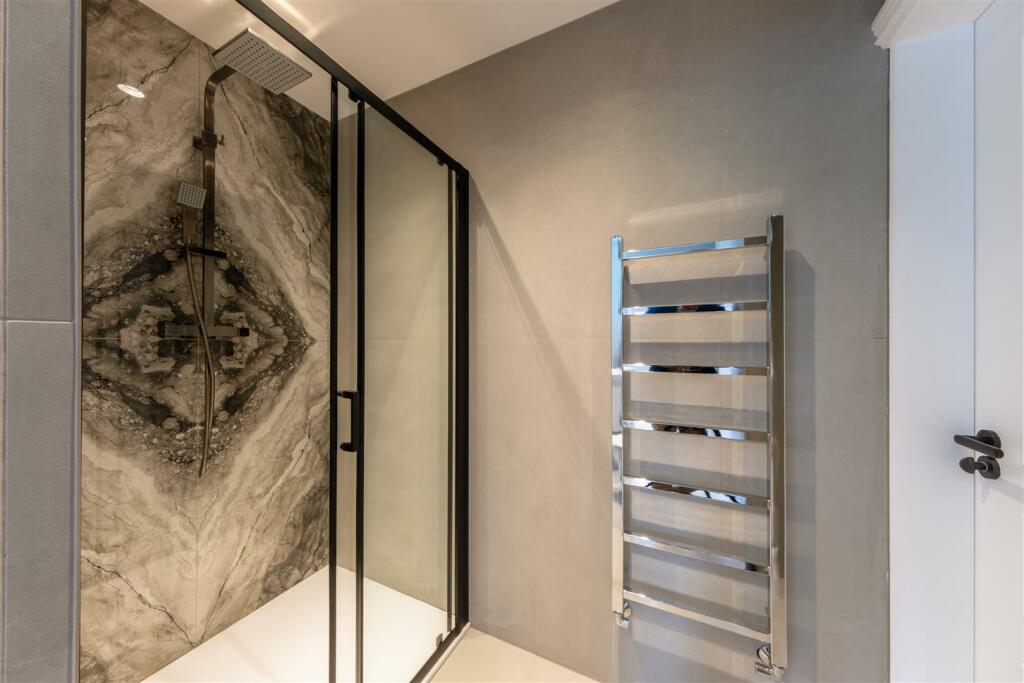 Additional image 26 of Belle Vue Lane, Guilden Sutton