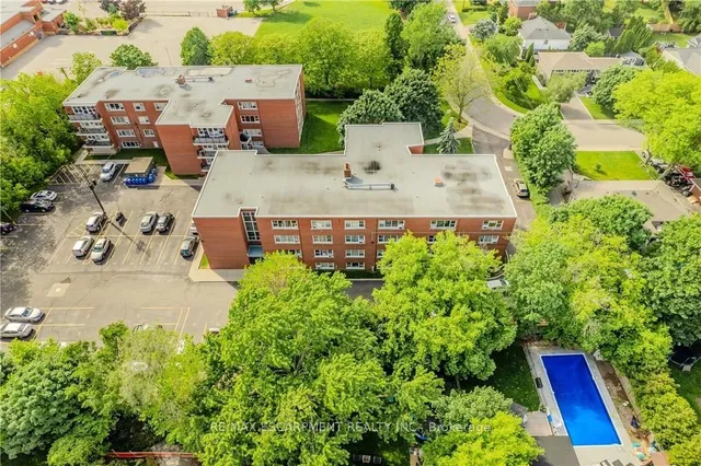 Additional image 26 of 2052 Courtland Dr Unit 401