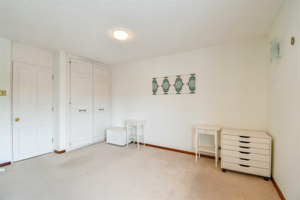 Additional image 10 of St Osyth Court, Barry