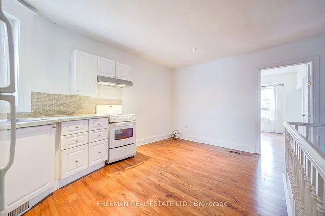 Additional image 8 of 164 Christie St