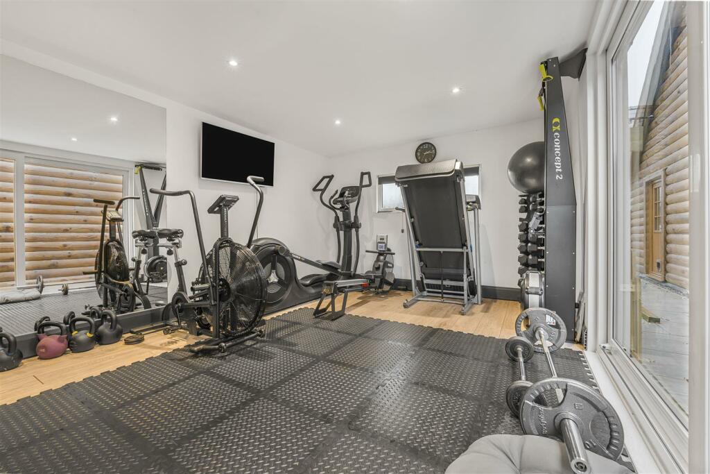 Additional image 14 of Oakmead Road, Meirios Valley