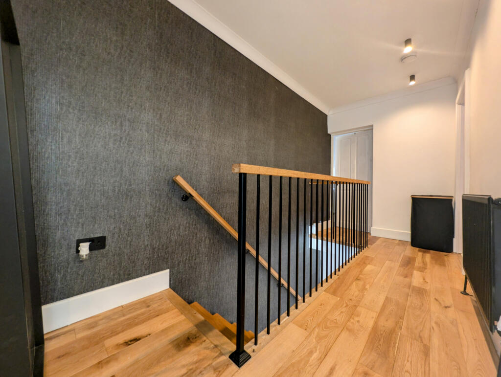 Additional image 11 of The Triangle, Caegarw