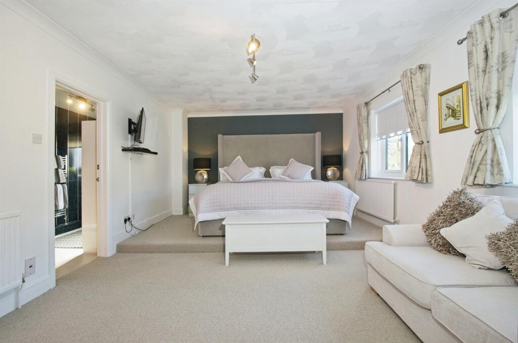 Additional image 19 of Darren View, Maesteg