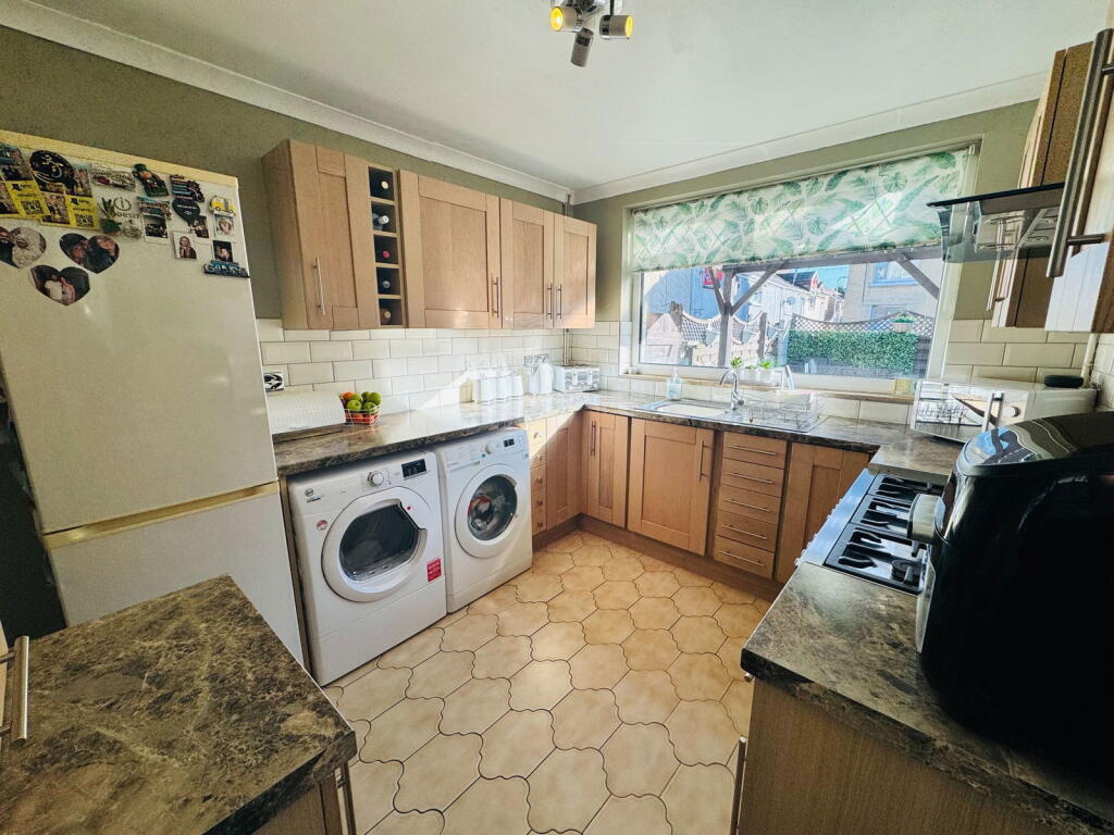 Additional image 8 of Cross Street, Maesteg, CF34 9YT