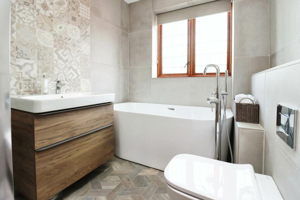 Additional image 18 of Crossdale Road, Bromborough