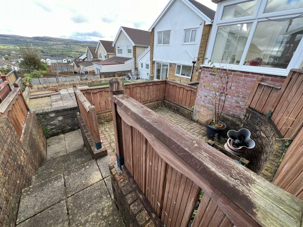 Additional image 29 of Parc Glas