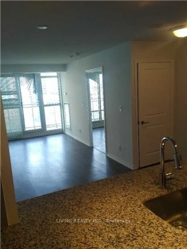 Additional image 13 of 35 Bastion St Unit 1705