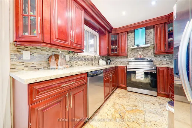 Additional image 12 of 205 Calverley Tr