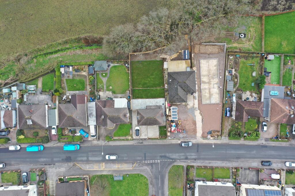 Additional image 31 of Gelligaer Road, Trelewis, CF46