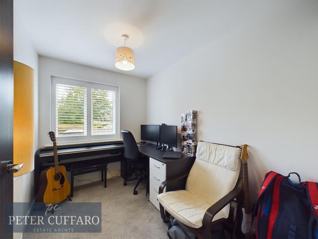 Additional image 16 of Queens Avenue, Welwyn Garden City, AL7