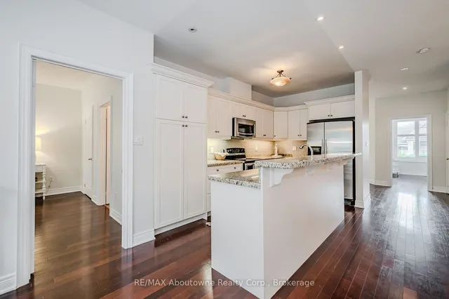 Additional image 10 of 2946 Singleton Common