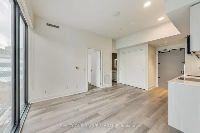 Additional image 4 of 8 Cumberland St Unit 701