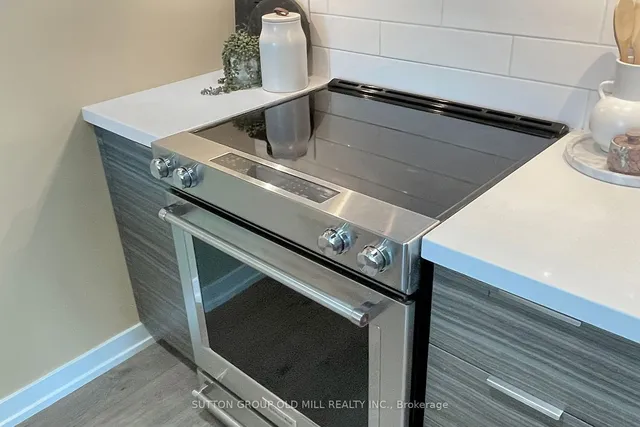 Additional image 11 of 333 Adelaide St Unit 504