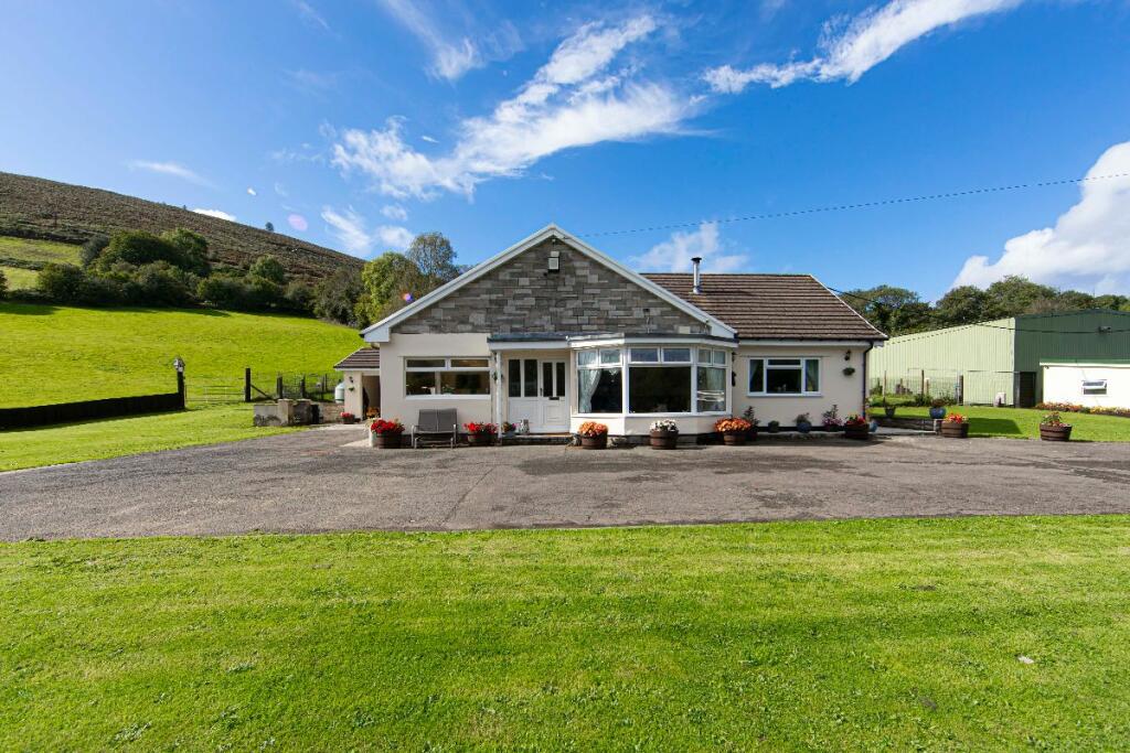 Additional image 47 of Ty'R-y-Wen Farm, Bedlinog, Treharris