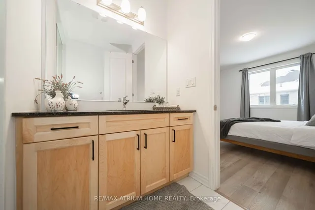 Additional image 31 of 1518 Moira Cres