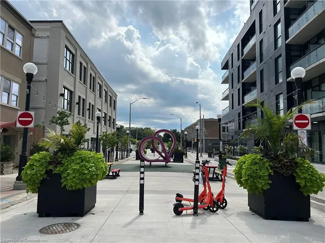 Additional image 44 of 60 Charles St Unit 2908