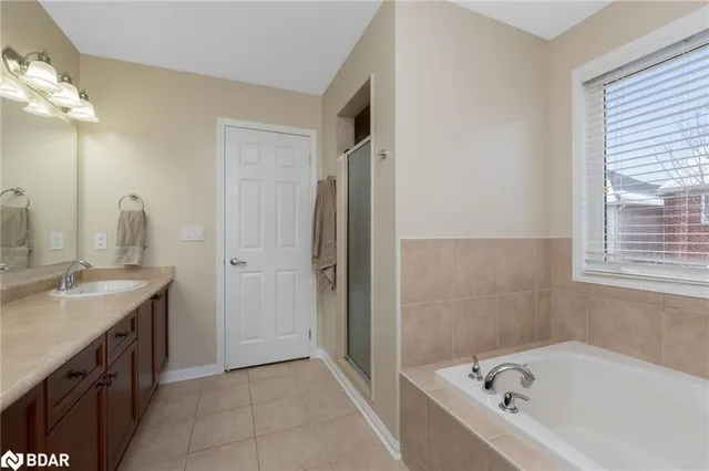 Additional image 29 of 260 Mcdougall Cross