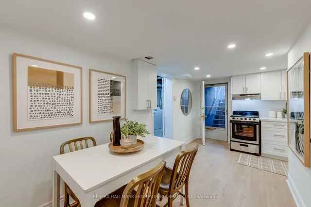 Additional image 31 of 61 Westmount Ave