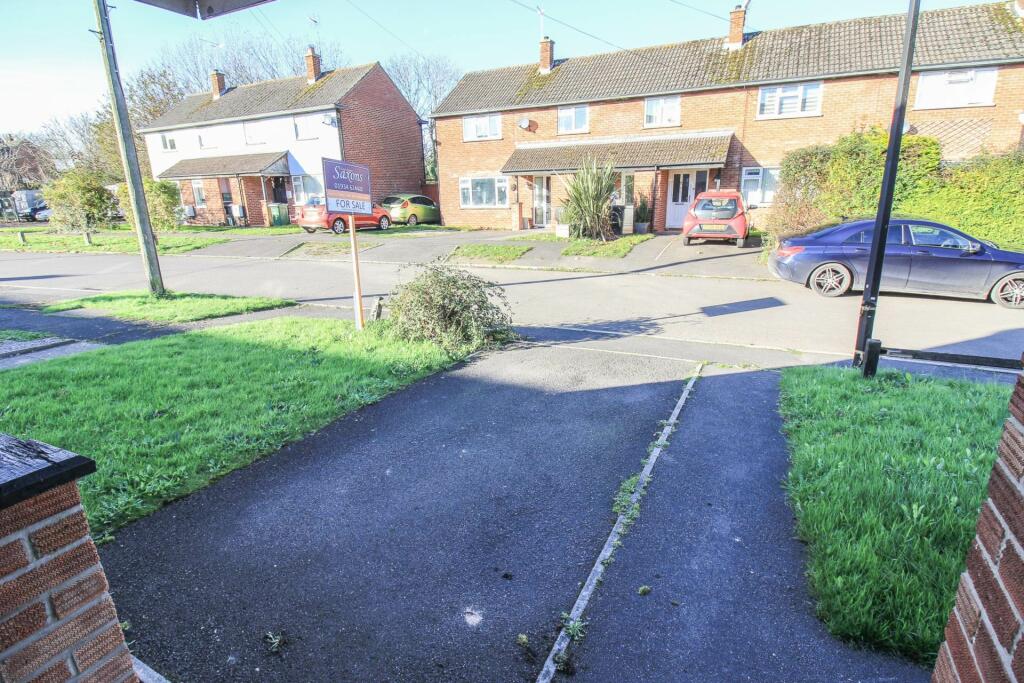 Additional image 13 of Varsity Way, Locking