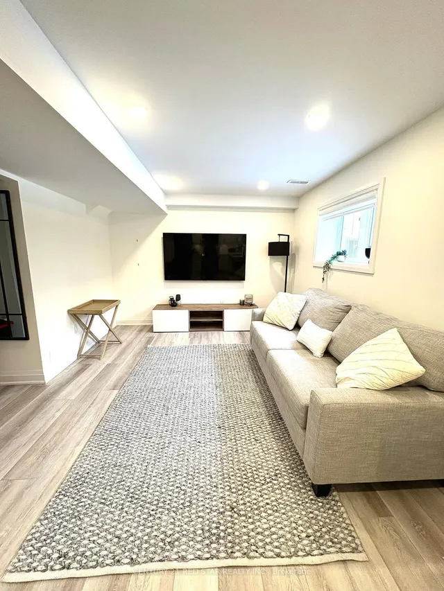 Additional image 3 of 314 Jelinik Terr