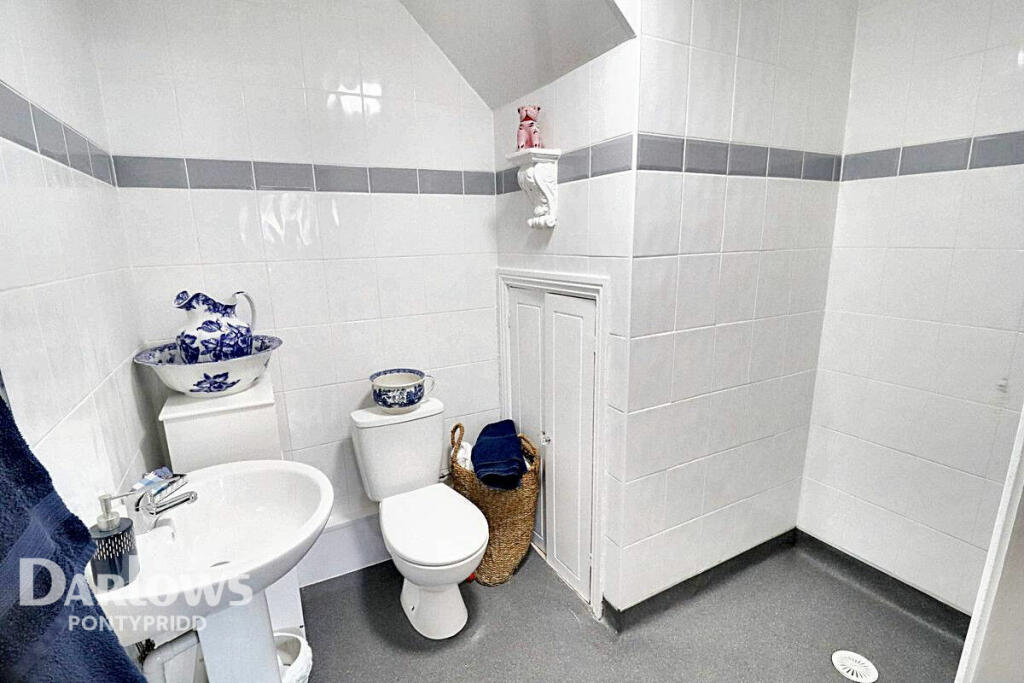 Additional image 17 of Ynys Hir, Pontypridd