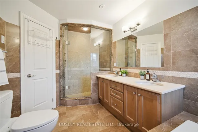 Additional image 25 of 208 La Rose Ave Unit 15