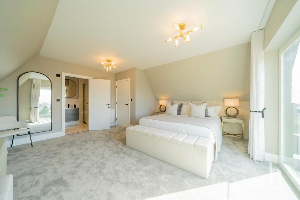 Additional image 24 of Telegraph Road, Heswall, CH60