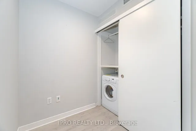 Additional image 27 of 10 Capreol Crt Unit 557