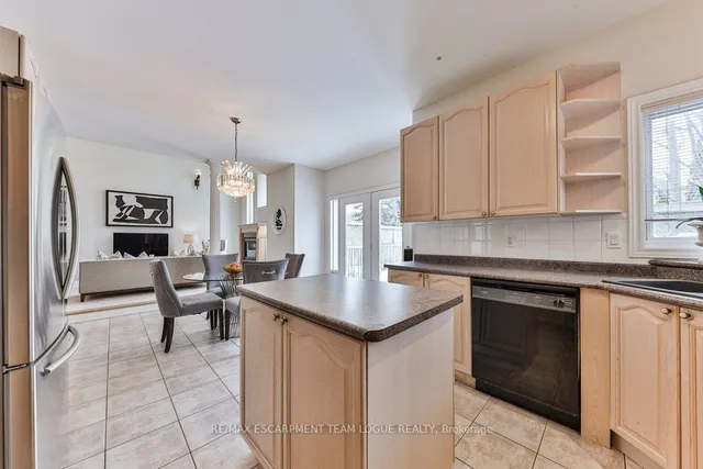 Additional image 13 of 4323 Clubview Dr