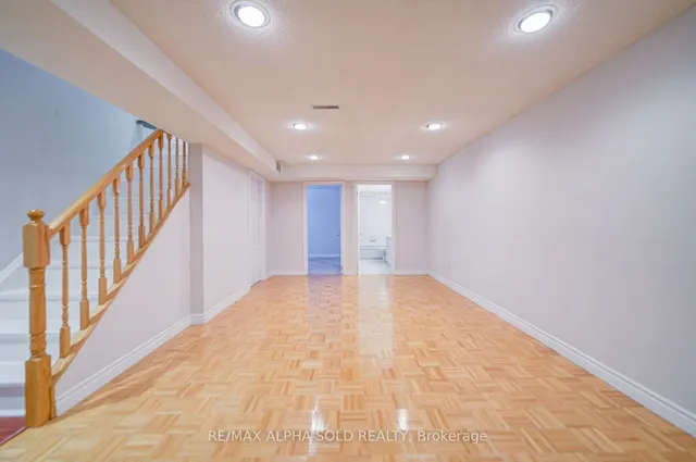 Additional image 35 of 126 Chapel Park Sq