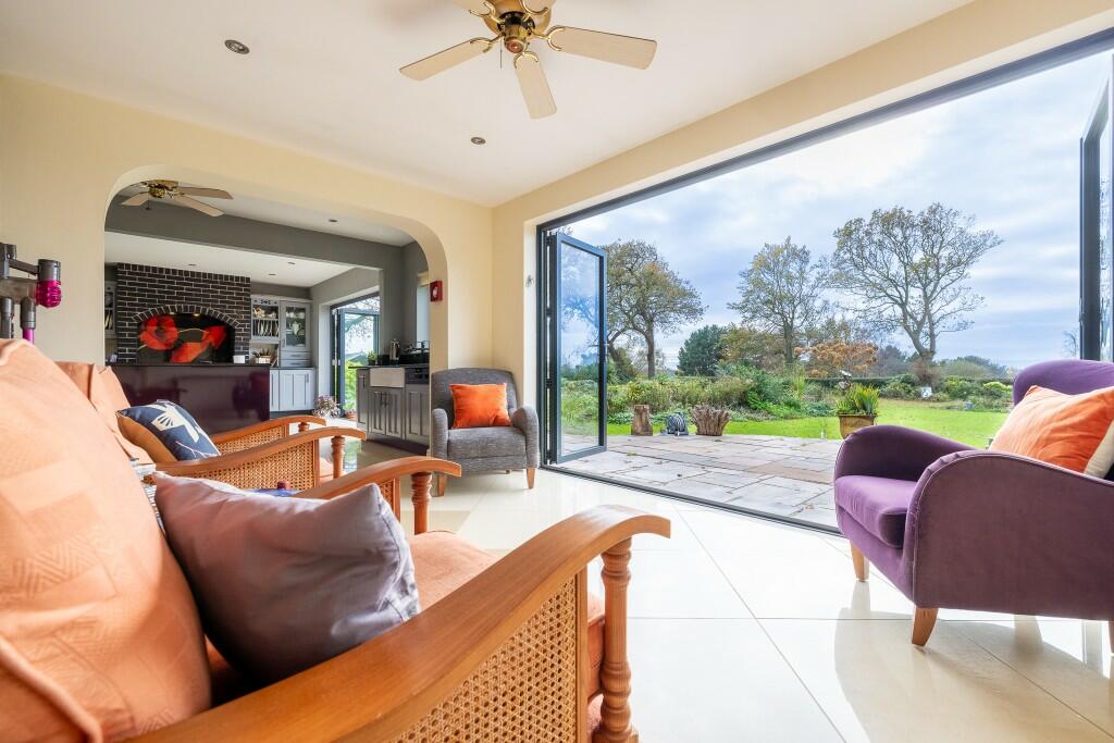 Additional image 20 of Links Hey Road, CH48