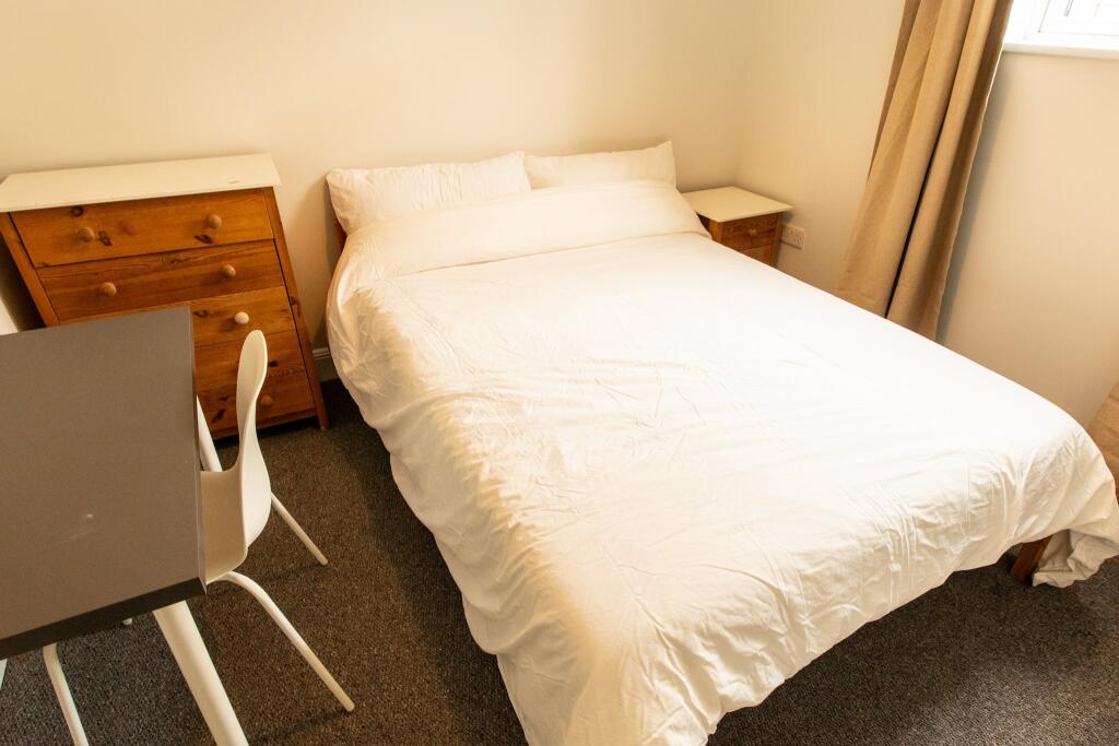 Additional image 2 of Kennington Ave, Bishopston, Bristol