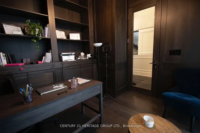 Additional image 18 of 32 Devondale Ave