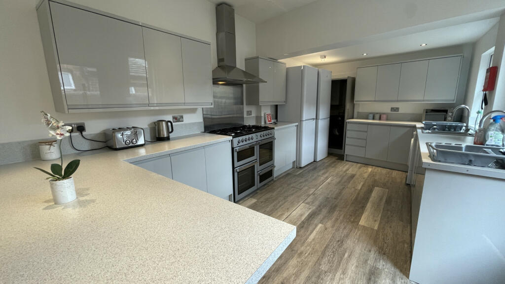 Additional image 4 of Chichester Street, Chester