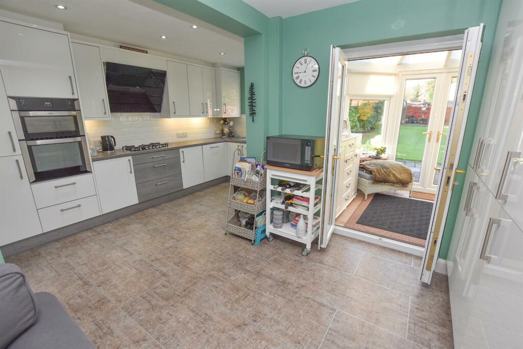 Additional image 24 of St. Andrews Road, Bebington