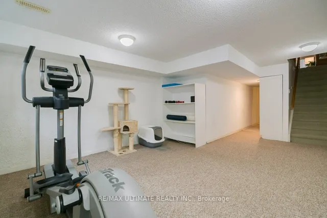 Additional image 21 of 78 Upper Canada Dr Unit 3