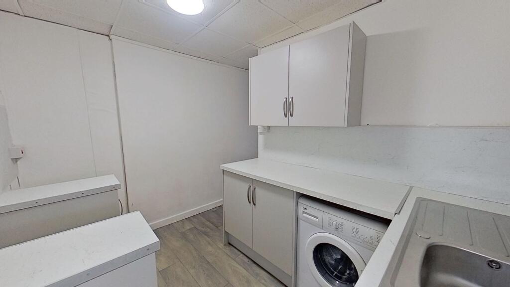 Additional image 4 of Flat 1 East Court, 171 East Road, Tylerstown, Ferndale, Mid Glamorgan, CF43 3BU