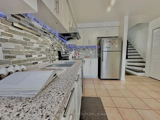 Additional image 5 of 28 Rosebank Dr Unit 1107