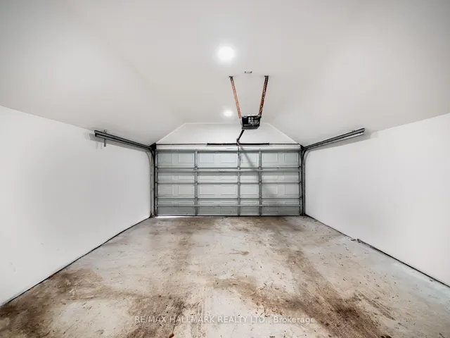 Additional image 36 of 141 Riverdale Ave